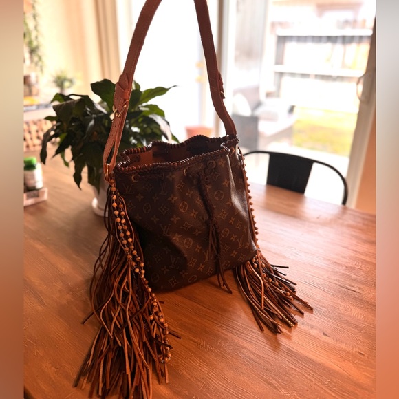 Vintage Boho LOUIS VUITTON Noe Monogram Shoulder Tote Bag Purse REVAMPED - Picture 1 of 5
